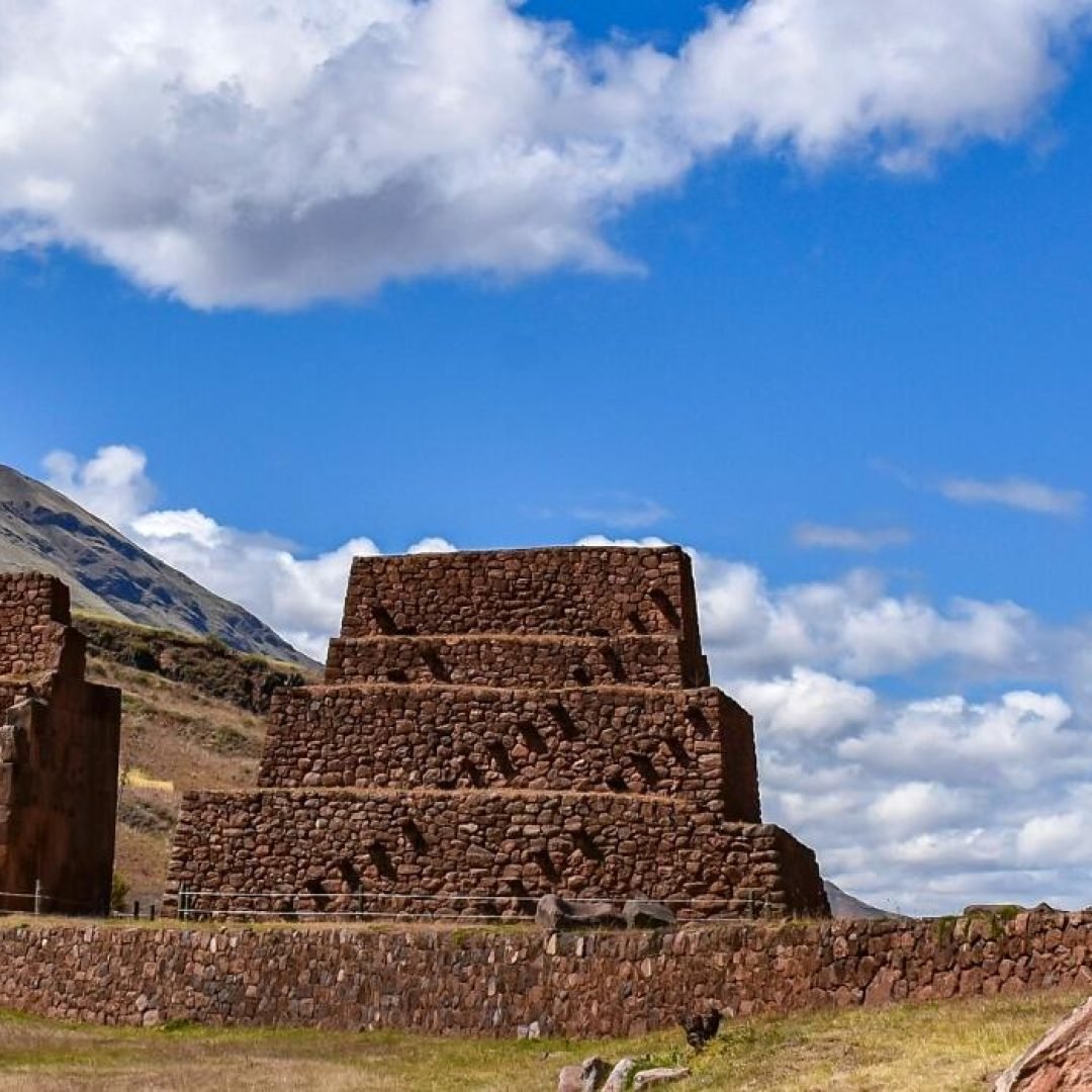 pikillaqta south valley tour